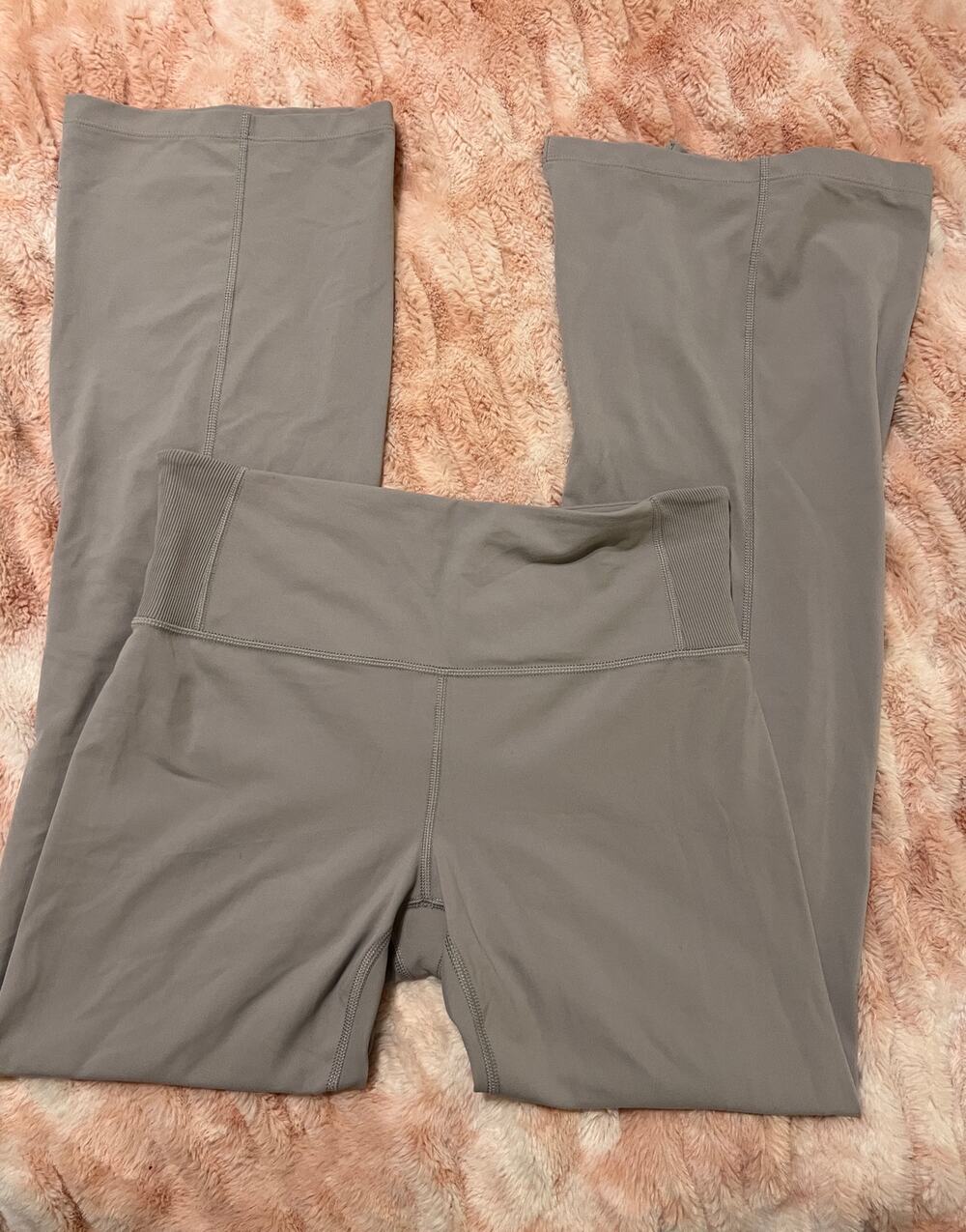 Athleta Women’s M Petite Gray High Rise Flare Leggings Yoga Pants